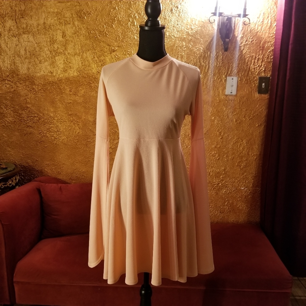 Dress - Picture 5 of 7